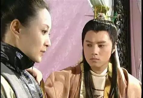 穿越时空的爱恋高清全集下载，经典穿越剧在线观看