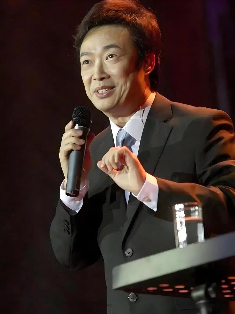 费玉清首谈终身未娶之谜,一句话道尽半生遗憾