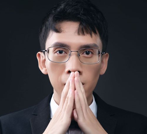 卢松松蜘蛛池：揭秘站群SEO背后的流量操盘手