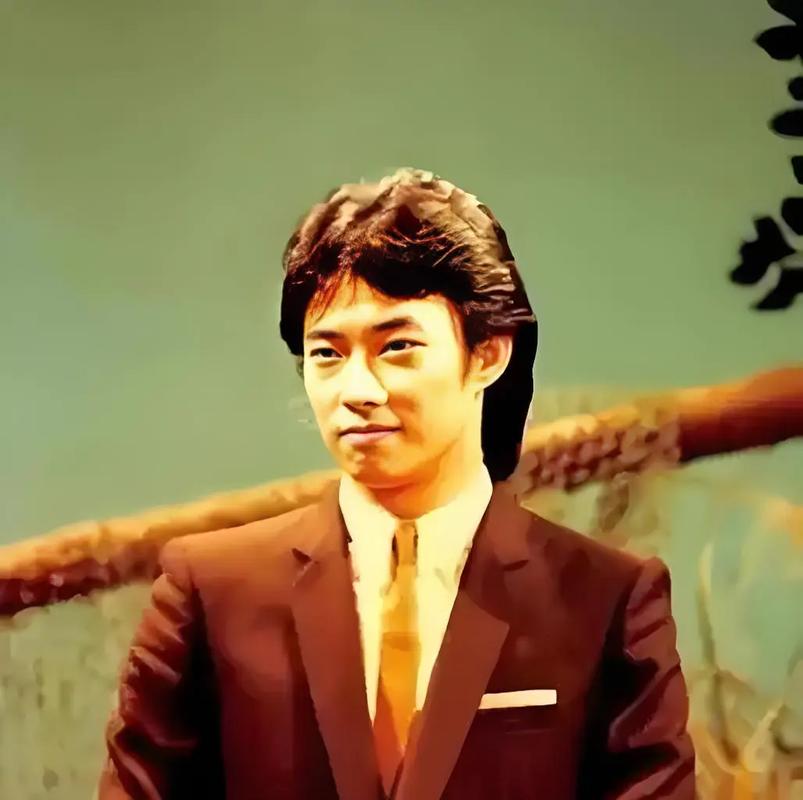 费玉清首谈终身未娶之谜,一句话道尽半生遗憾