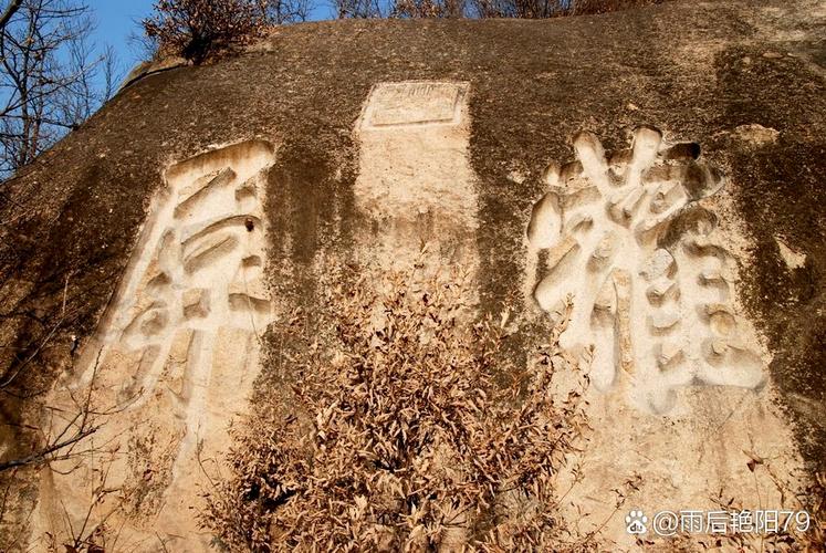 乾隆禅位嘉庆内幕:权力交替背后的政治考量