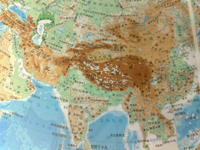 世界地图高清版下载 | 全球各国地图免费下载