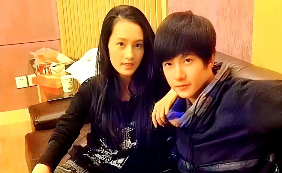 杨洋李沁恋情成过往,聚少离多和平分手