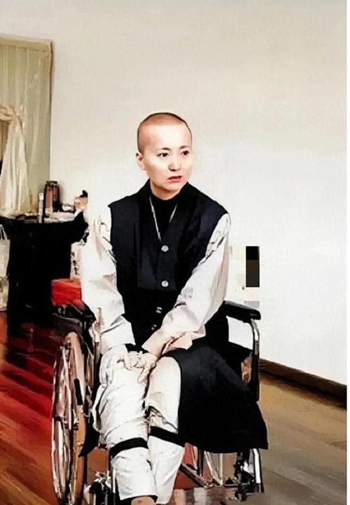 陈晓旭弃亿万家产遁入空门,因看破红尘